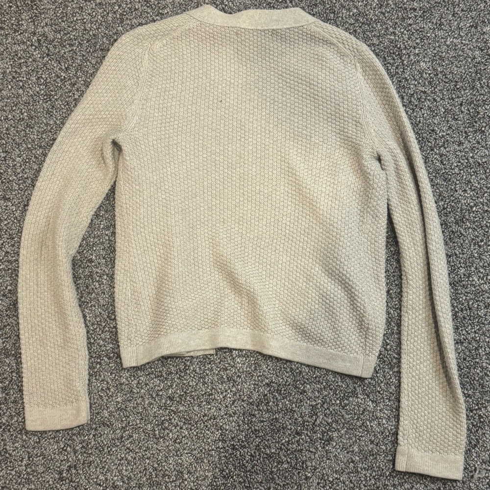 Banana Republic Cream Cardigan - Picture 6 of 7